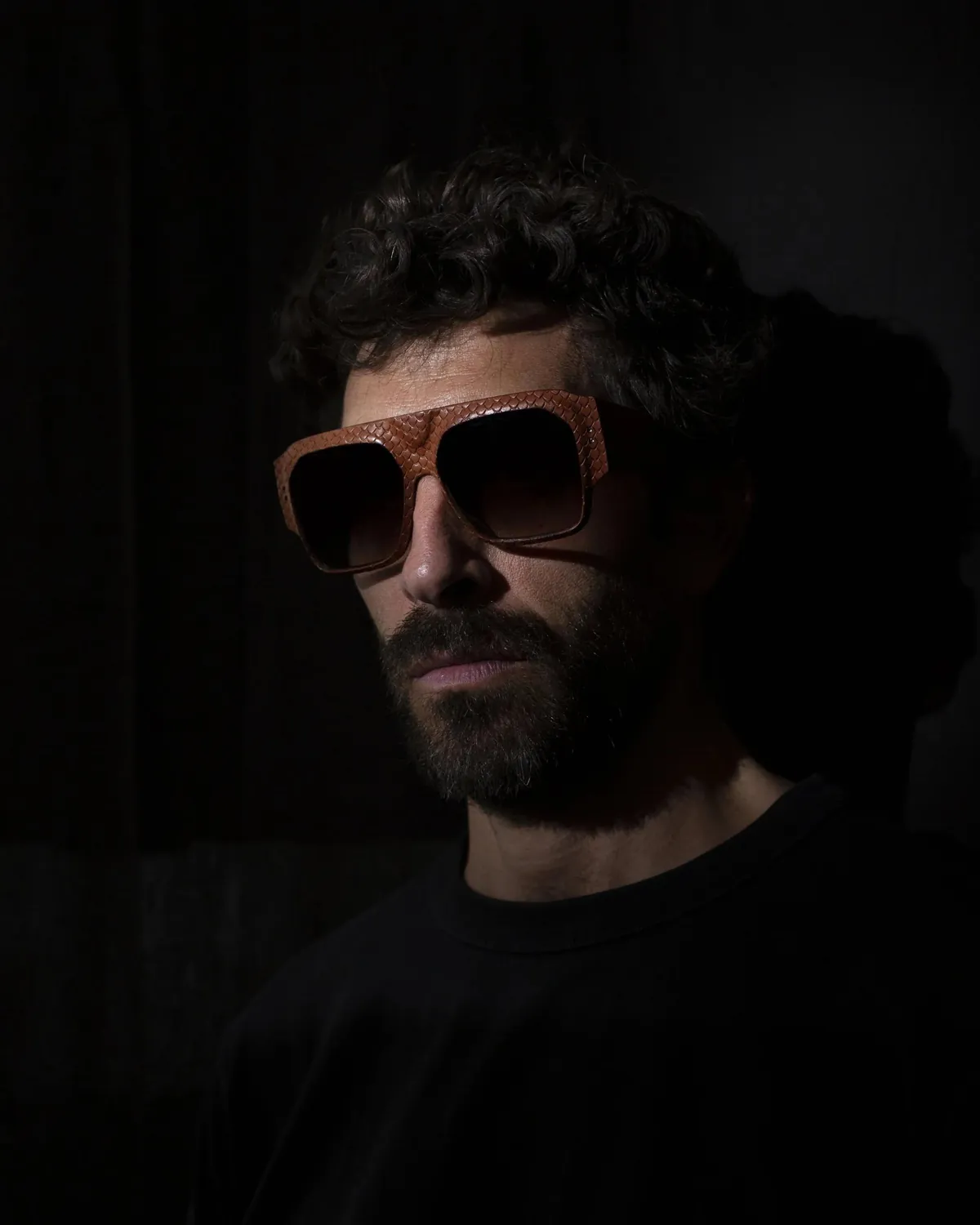 Lucas de Staël, solaire carrée, cuir façon python