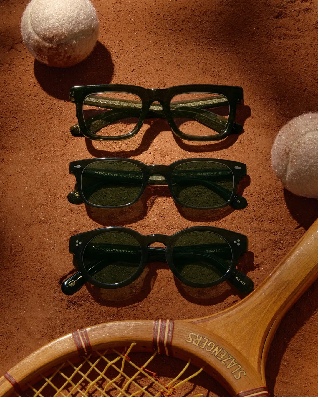 Moscot, terre battue